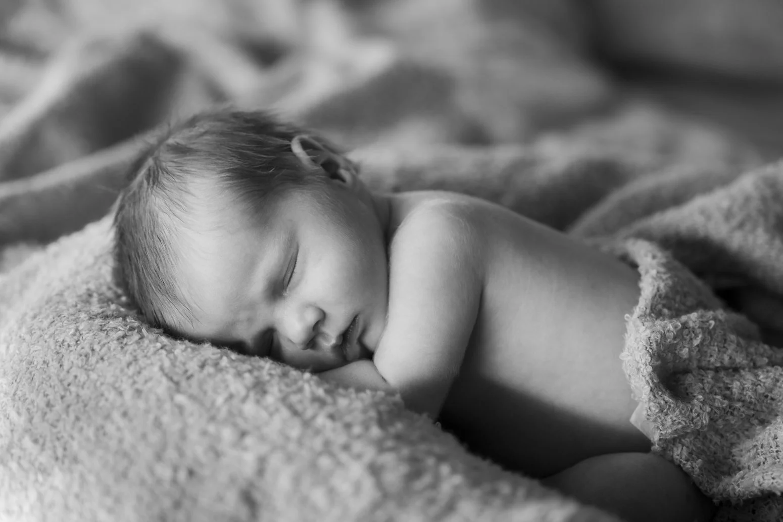 Árdís_newborn-5086-2.jpg