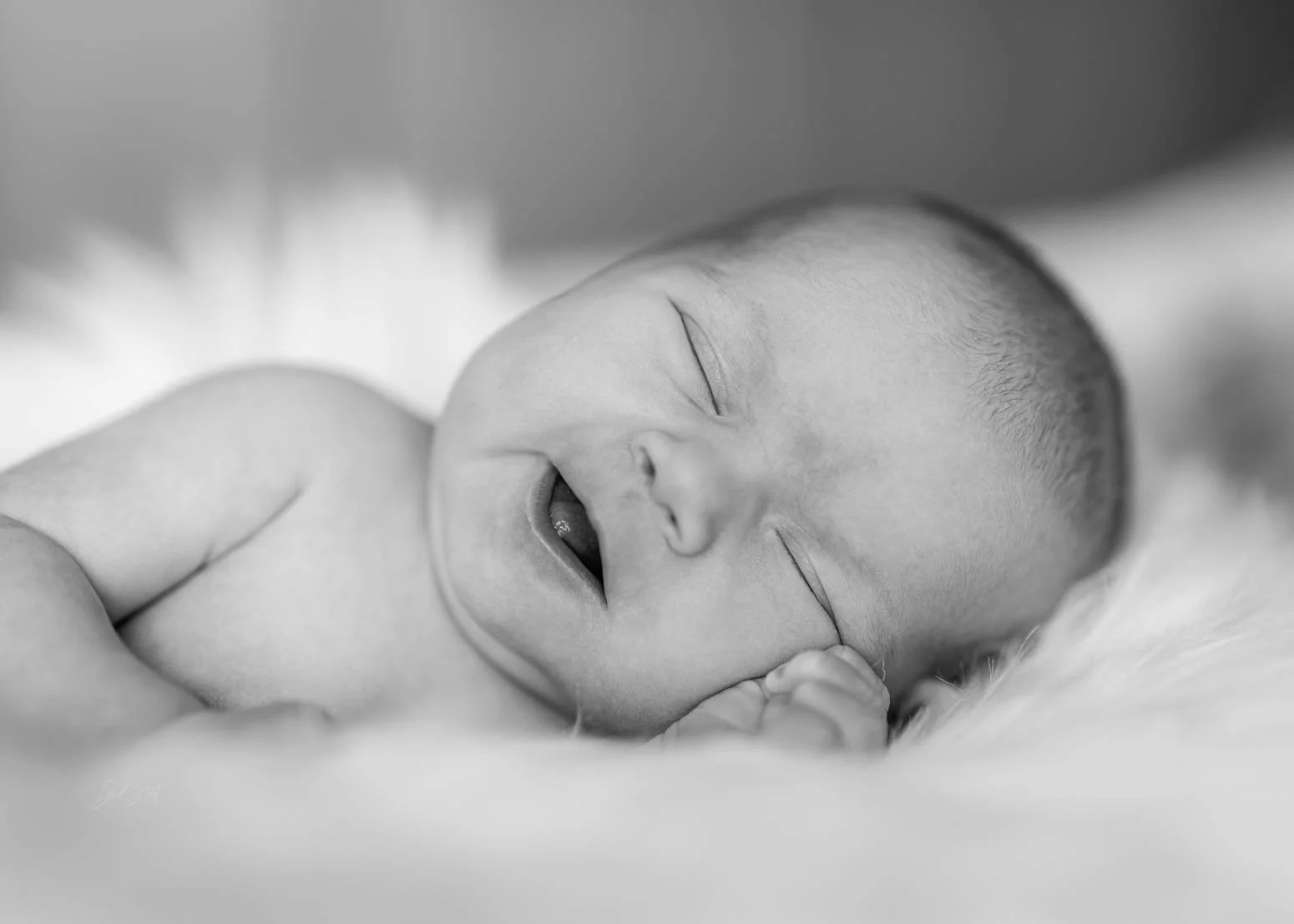 Erla_newborn-0611-2.jpg