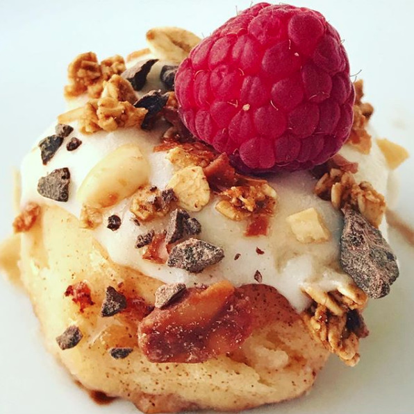   CINNA &amp; SPICE    “Cinnabites” Gourmet Bite-Size Cinnamon Rolls  