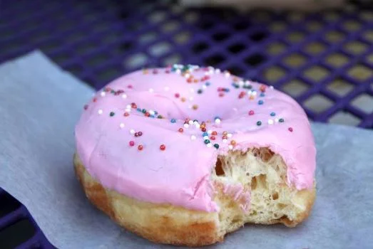   VOODOO DONUT    @voodoodoughnut   Little Pink 