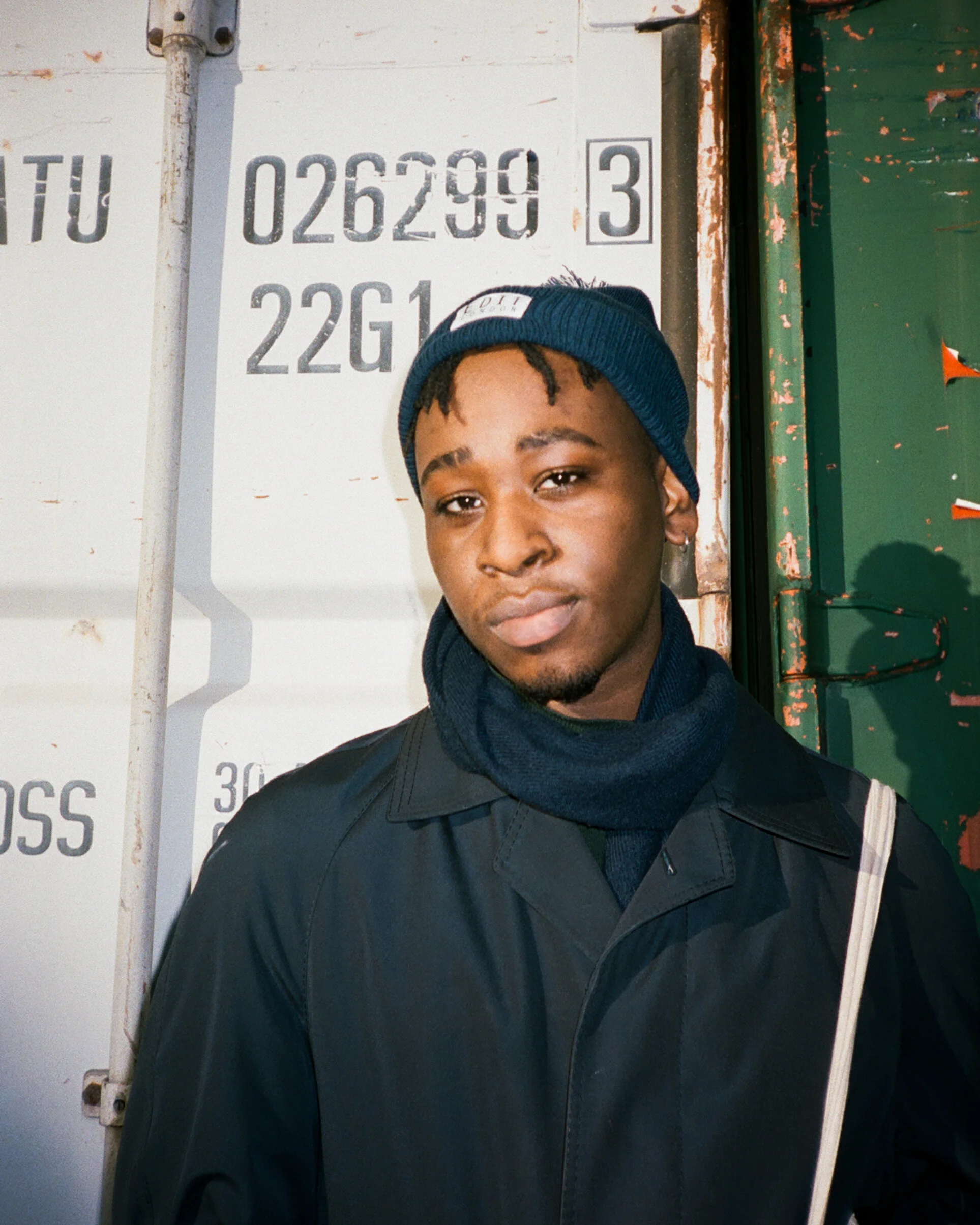 Navy beanie.jpg