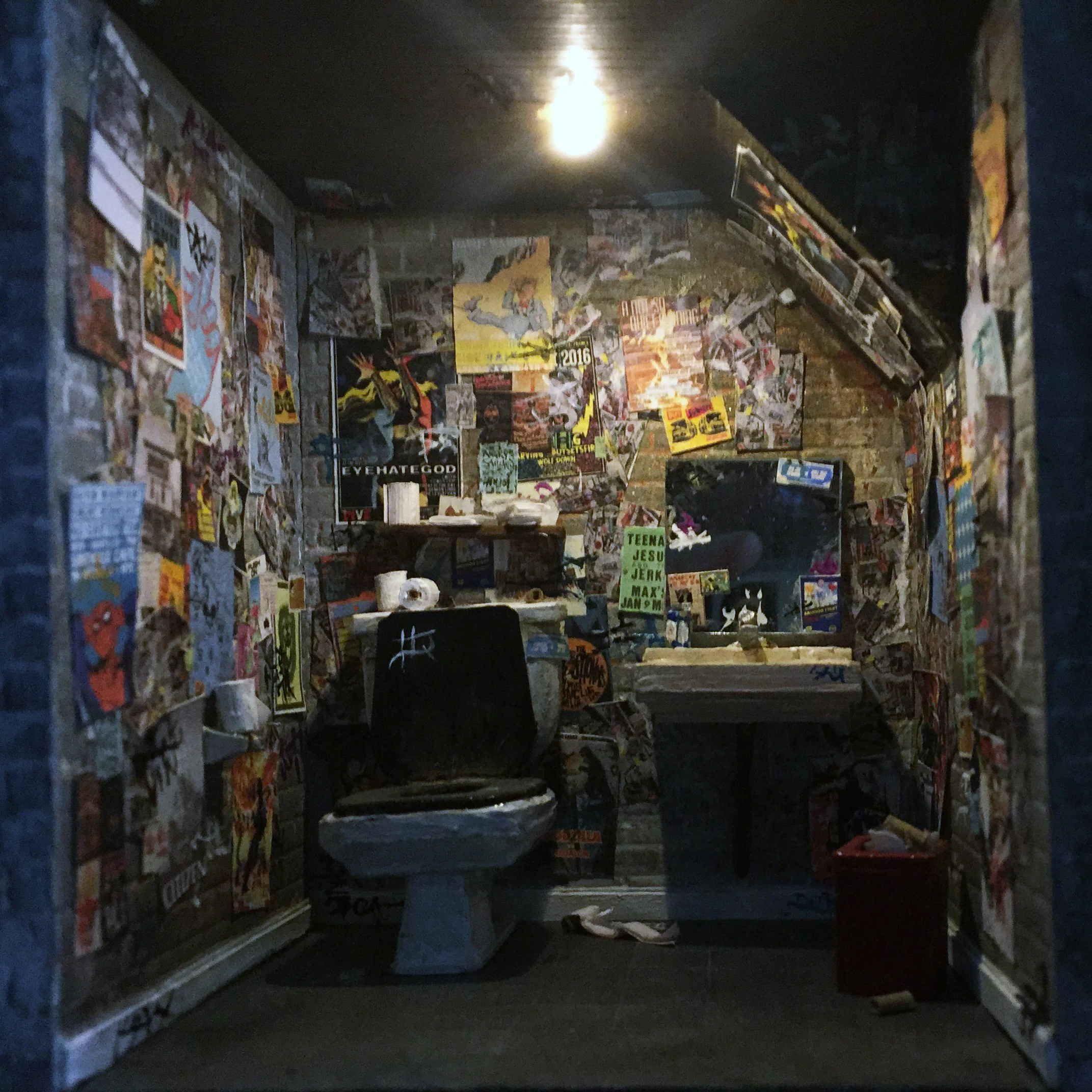 BATHROOM 07.jpg