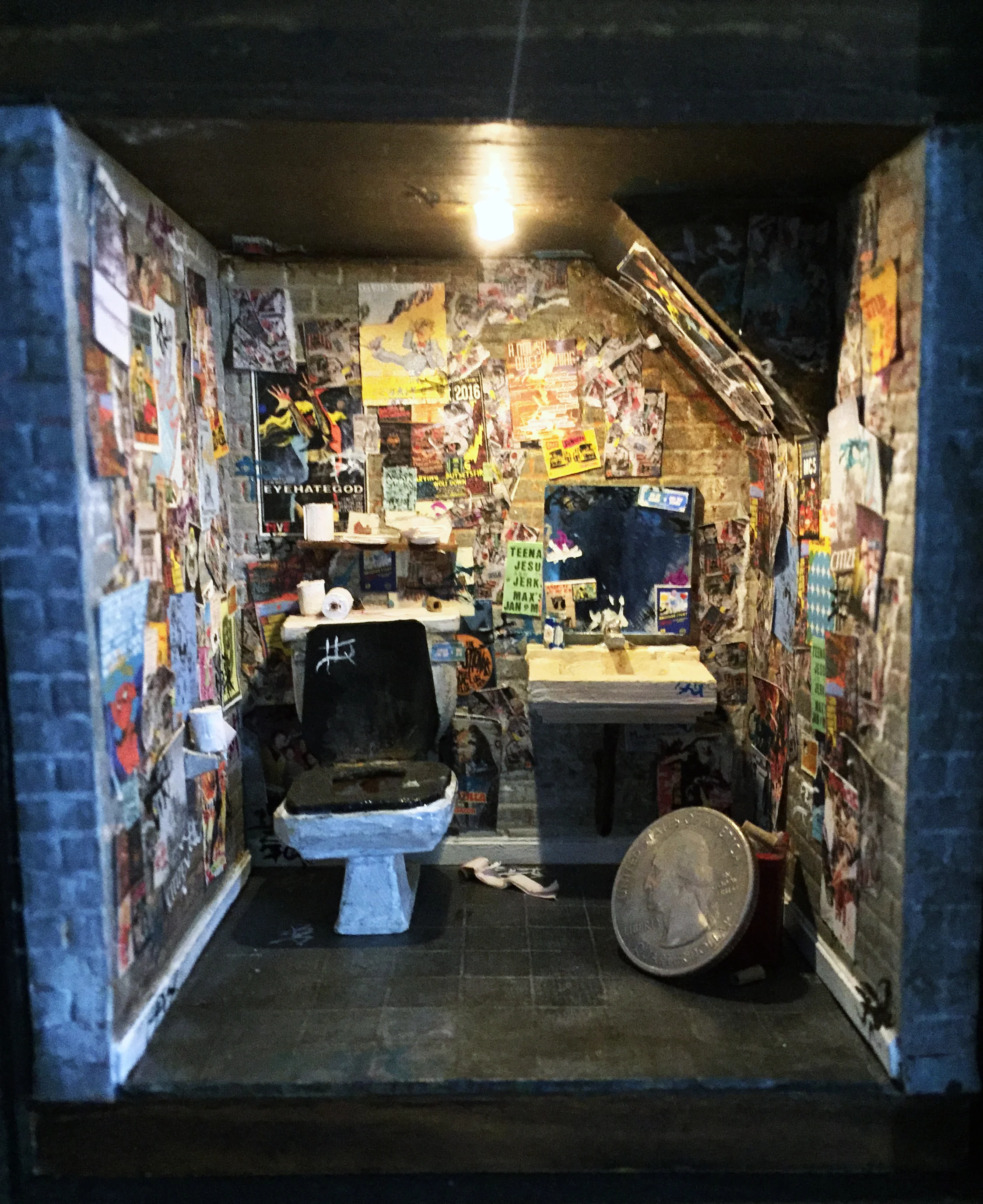 BATHROOM 04.jpg