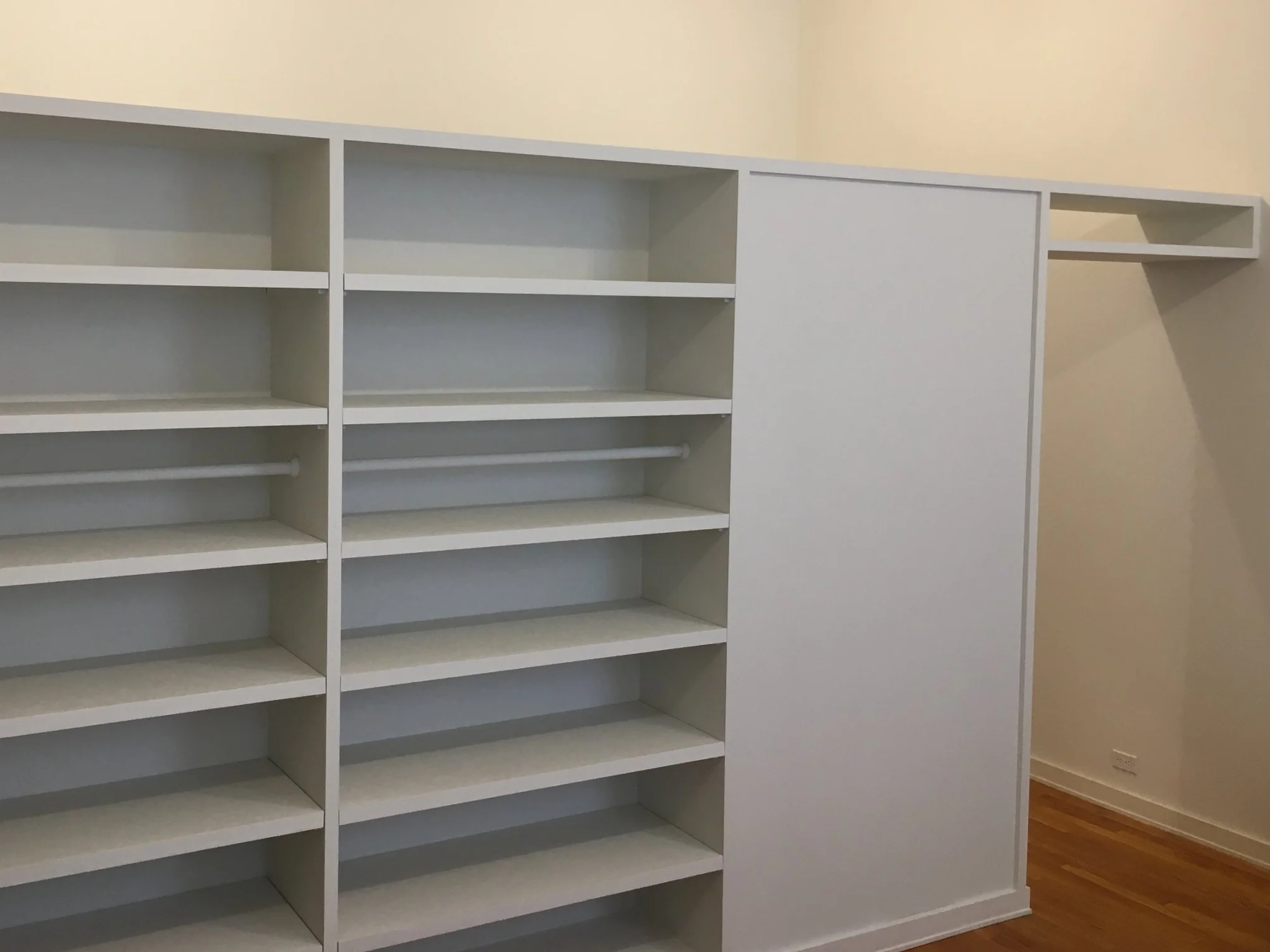 WARIS WARDROBE3.jpg