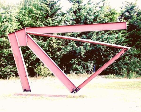   Peter Hind   Girder Structure  Mild steel 1975 350.7  x 549 x 38 cm 