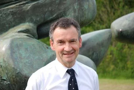  Curator and art historian Richard Calvocoressi CBE, in conversation with Carl Rowe about Friends and Relations 