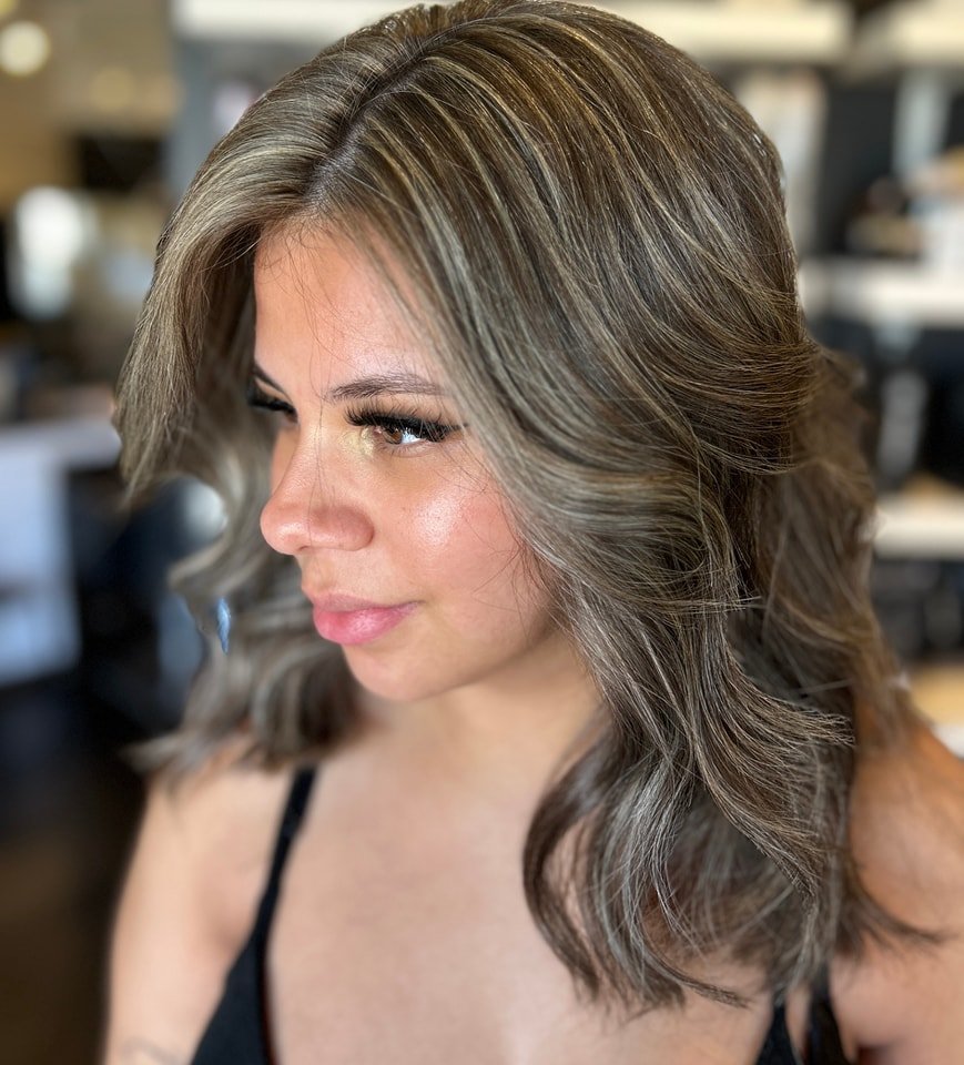 Goals, lighter and  brighter ✔️

Highlight + Cut by Grace 

#dimensionalcolor #blondehighlights #brunettebalayage #wichitahair #ictsalon #redkenshadeseq #redkenlightener #coolblonde #redkenhaircare #mizanihaircare