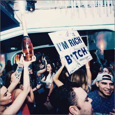 Decades night club.jpg
