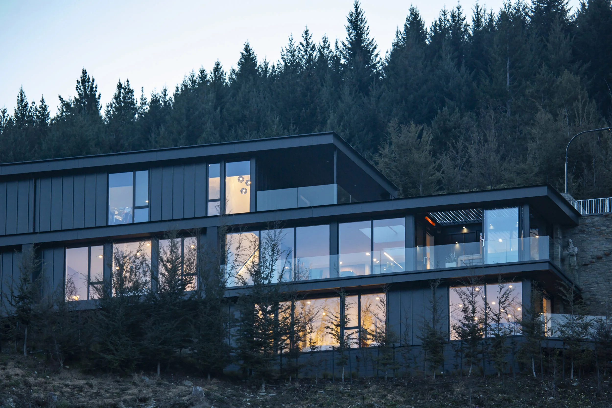 1_Highland_Close_002.jpg