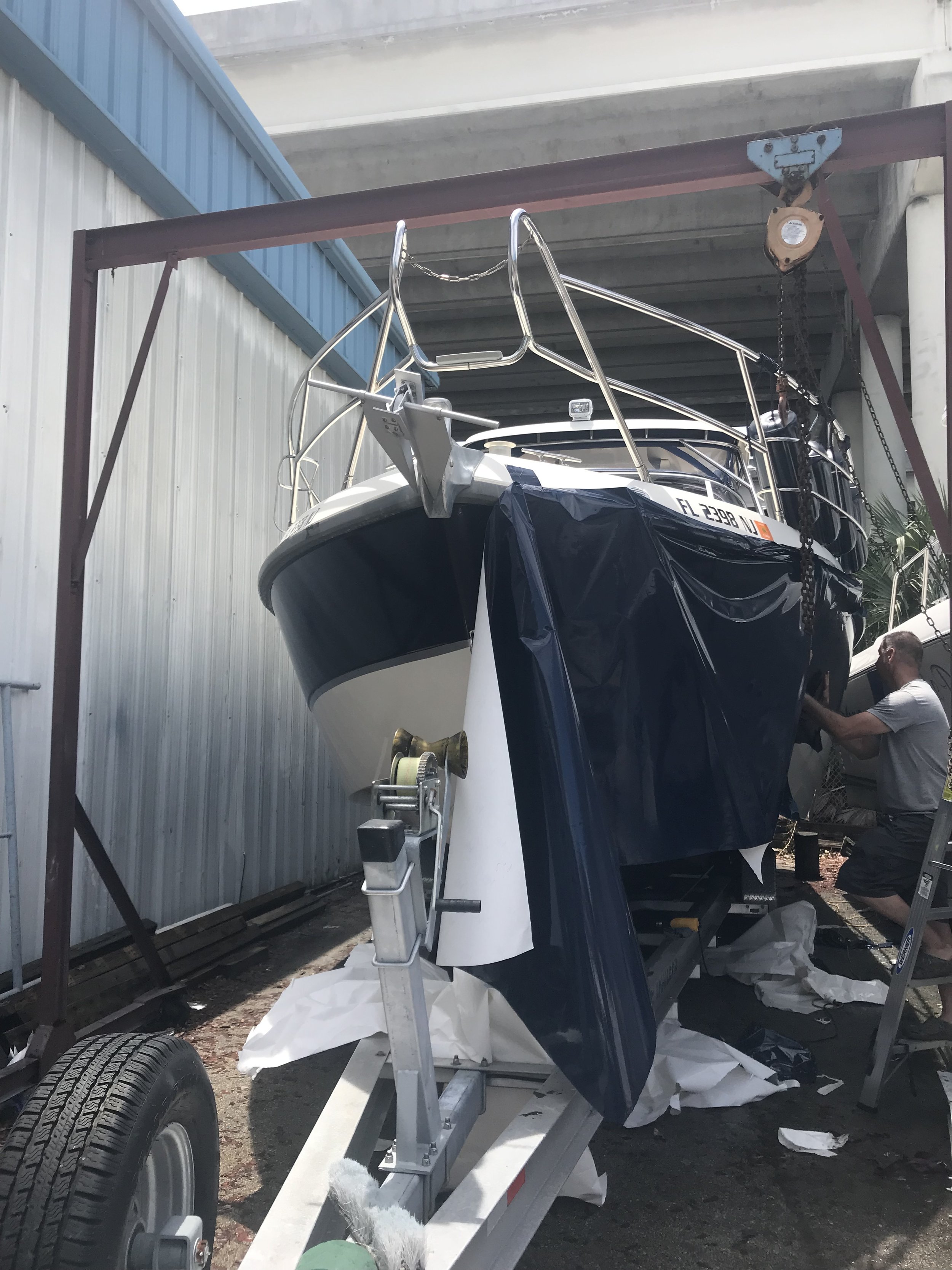 boat-wrapping-2.JPG