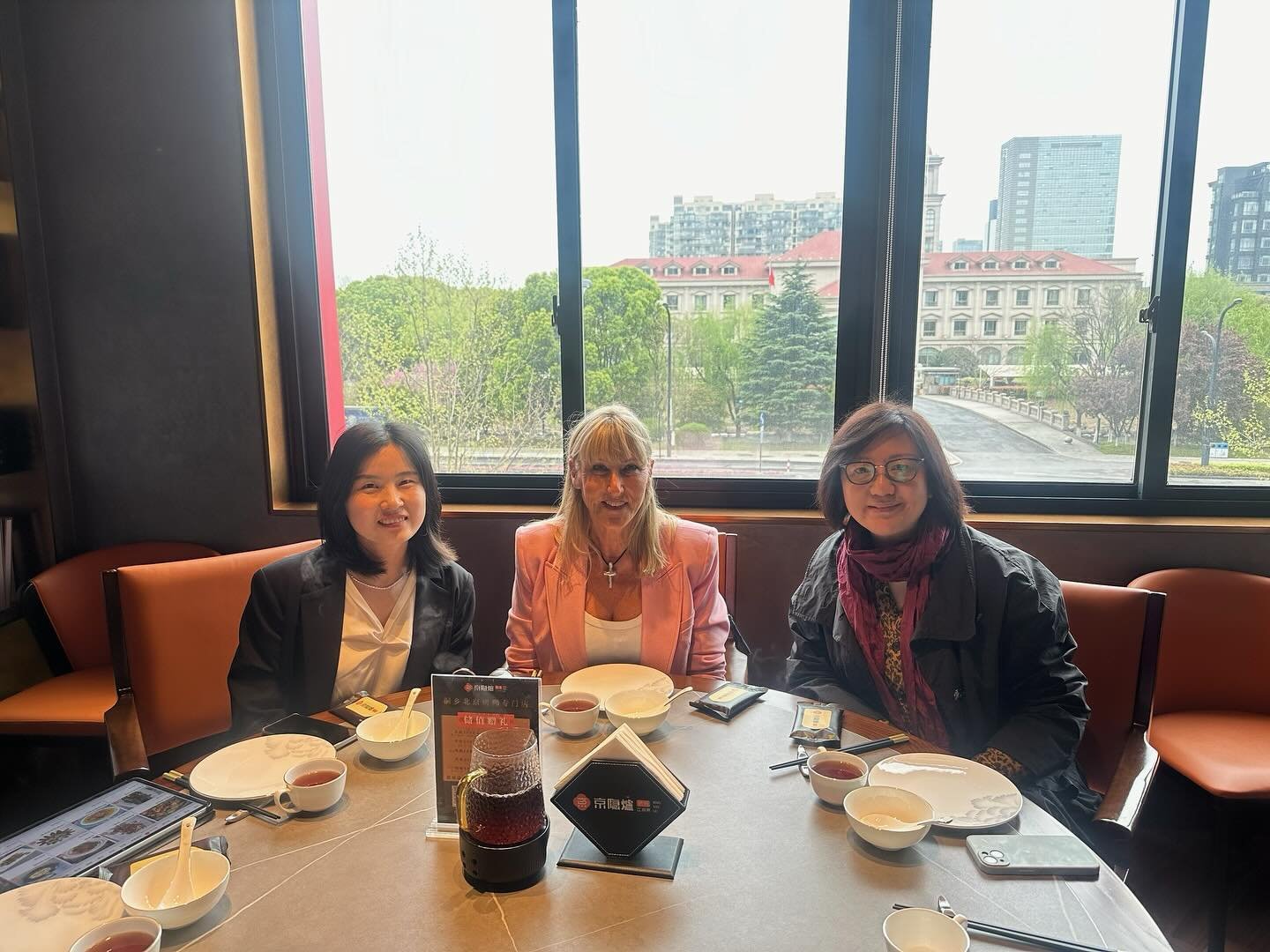 Chinese lunch with one of our oldest suppliers. We have built a great friendship and partnership for the past 15 years.

#tfs #supplier #dinner #fashionsource #produce #production #managing #shanghai