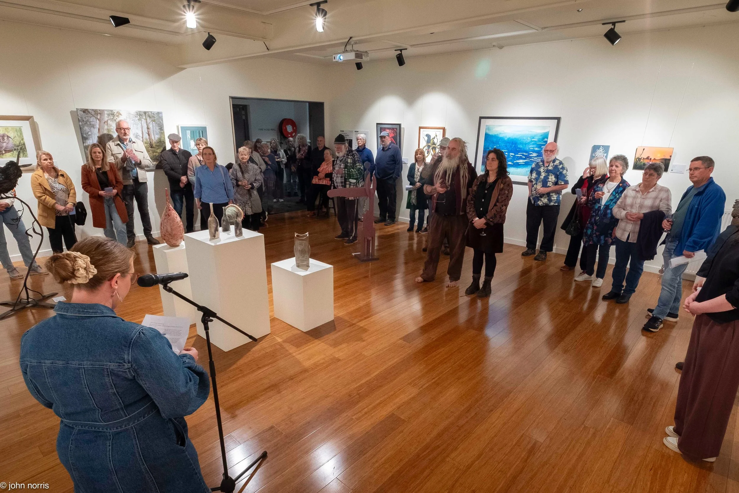 Open Studios launch at The Memo Healesville 🎨
See the work of 27 artists and plan your studio visits. On display until 1 November.

📷 @john.norris.photography