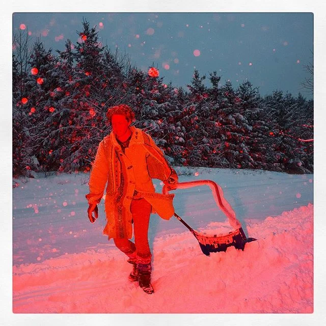 ❤️✨📷: @benoit_paille
.
.
.
#magicalrealism #colorstory #photography #artdirector #orange #pink #snow #creativedirector #photography