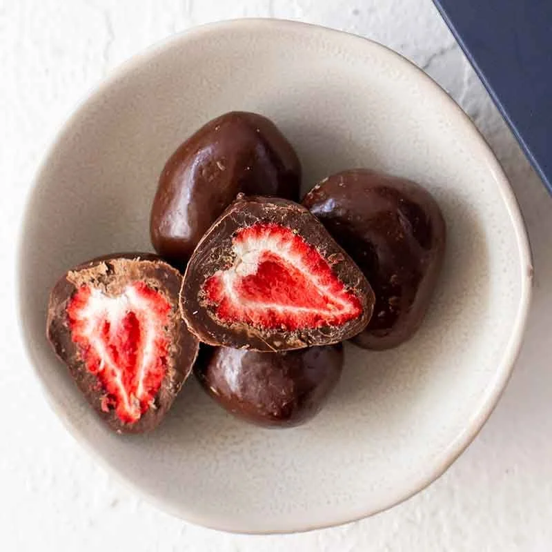 Organic-Dark-Chocolate-Strawberries.jpg
