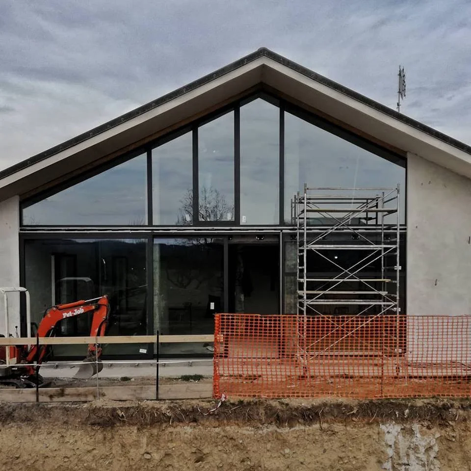 Giaveno - Termine posa serramanti esterni