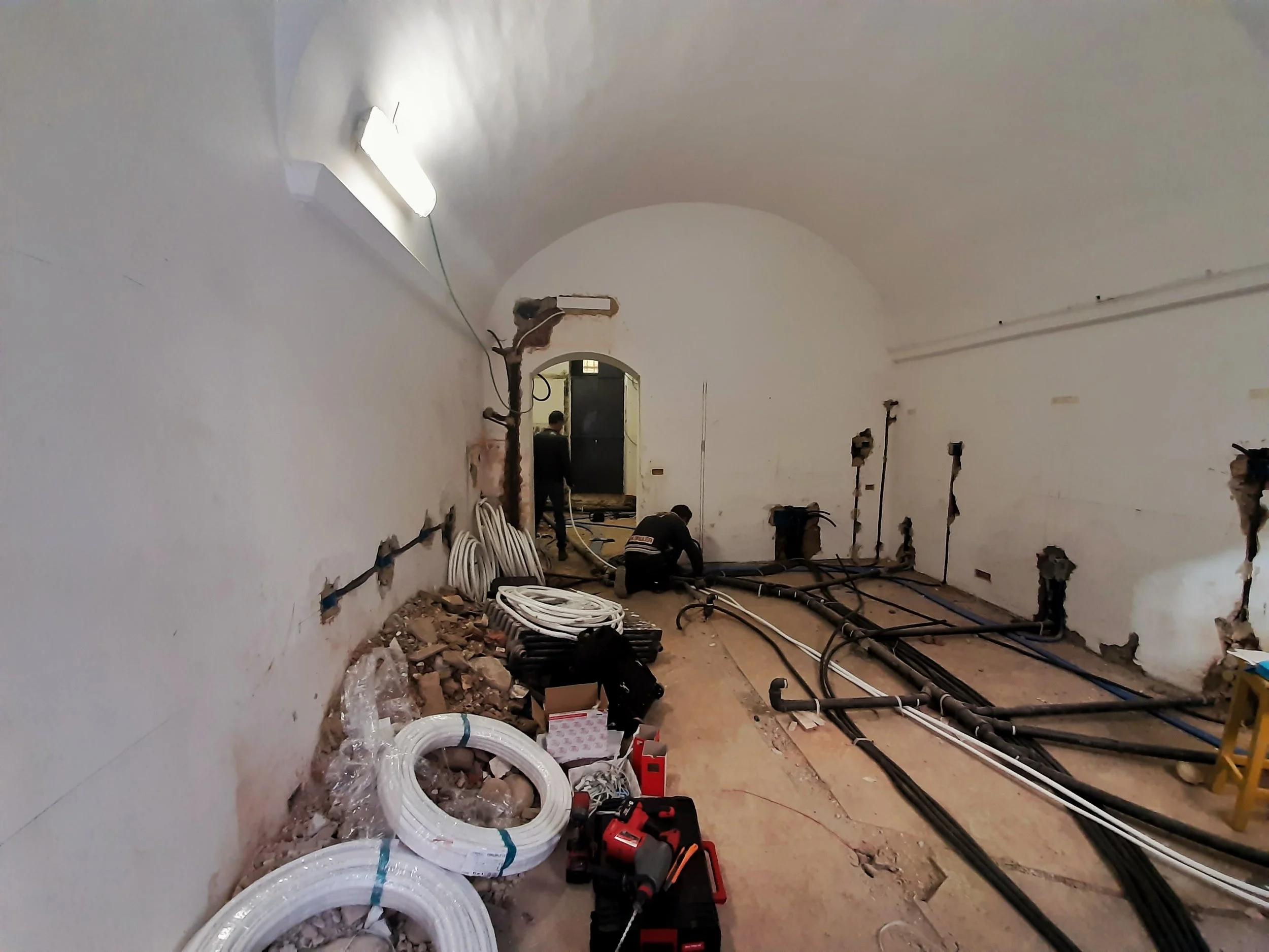 Bugotta - Quasi terminata l'impiantistica