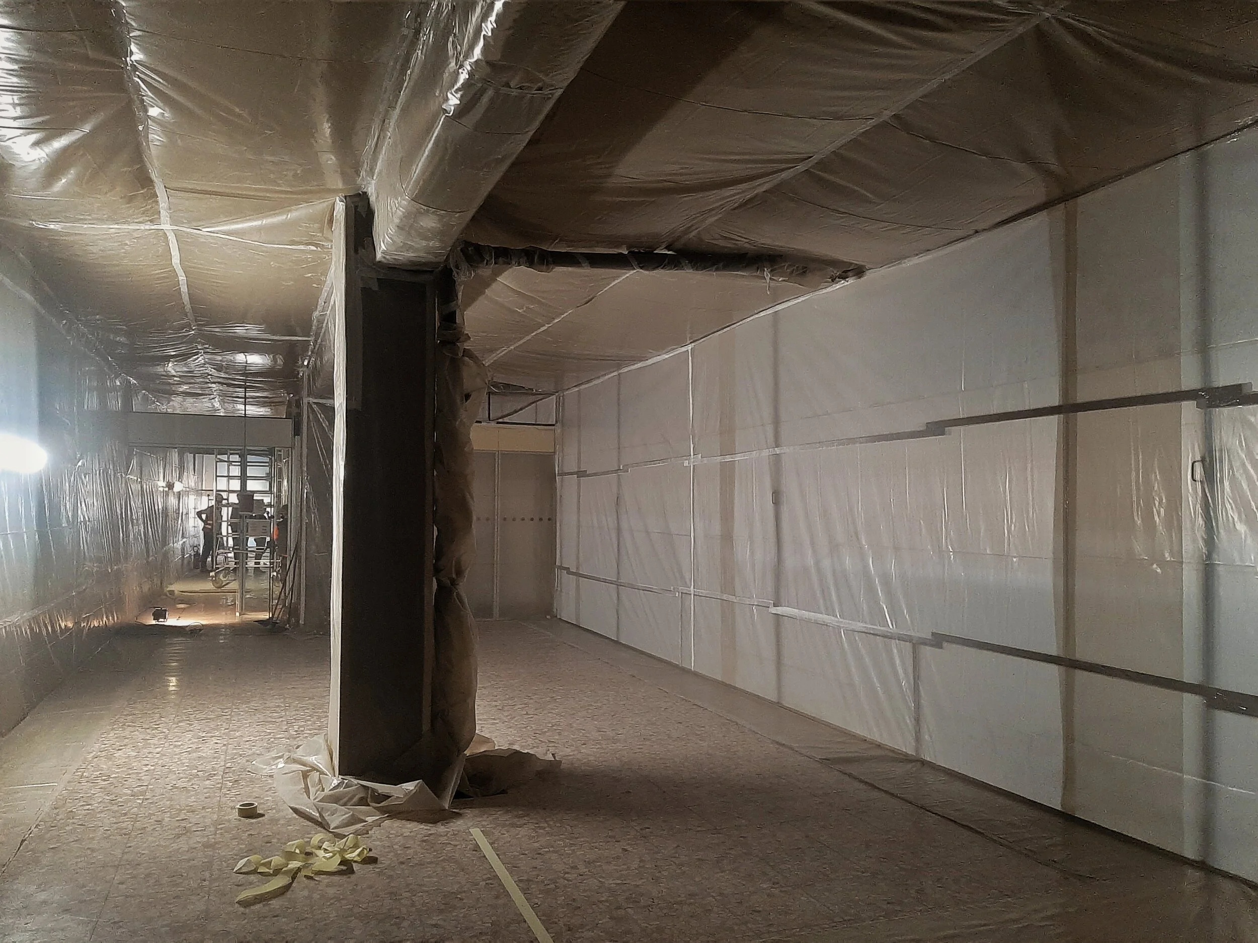 Collegio Einaudi, sezione Mole - Compartimentazione al piano rialzato per bonifica amianto.