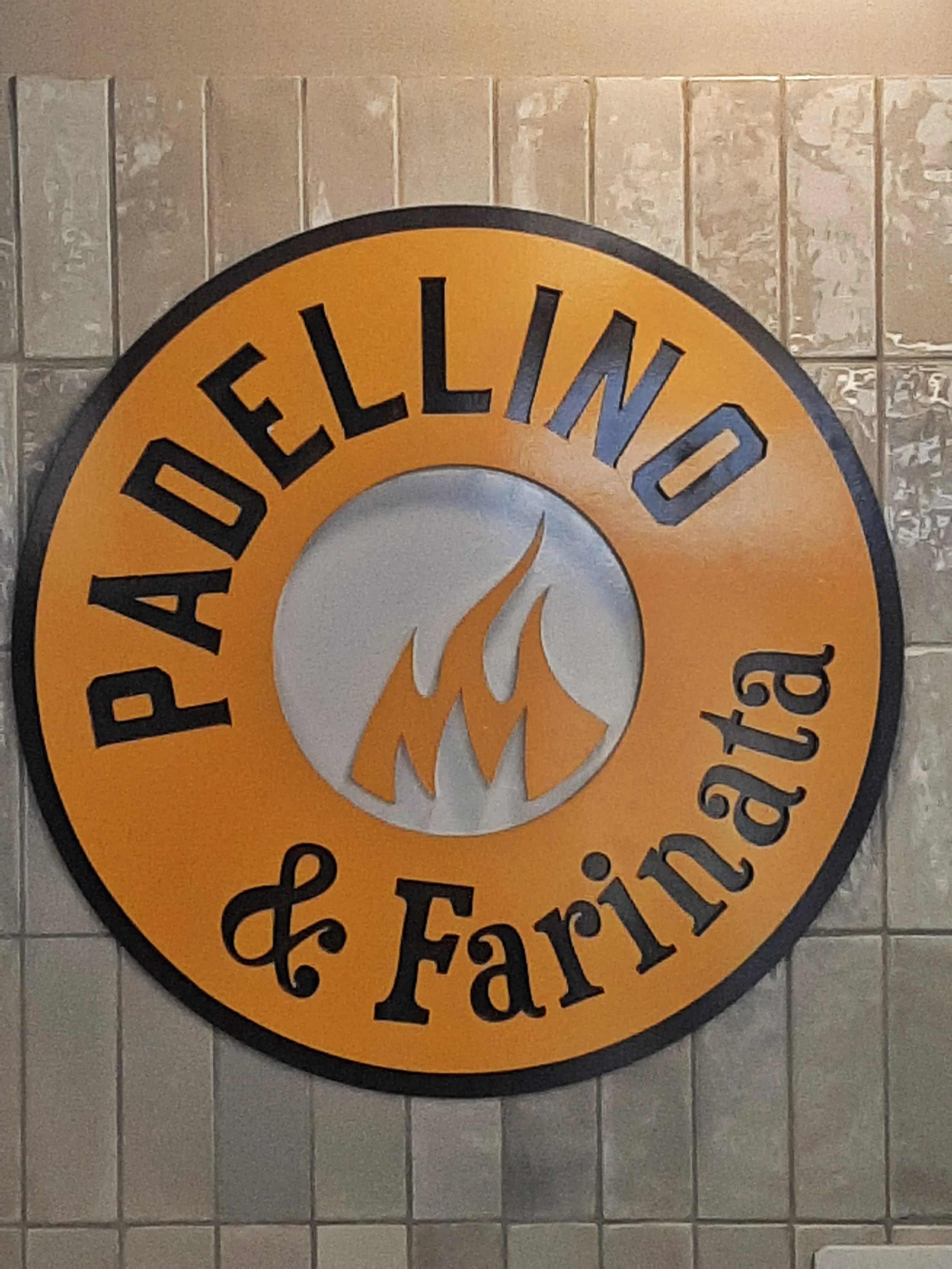 Via Maria Vittoria 37 - Inauguriamo stasera.