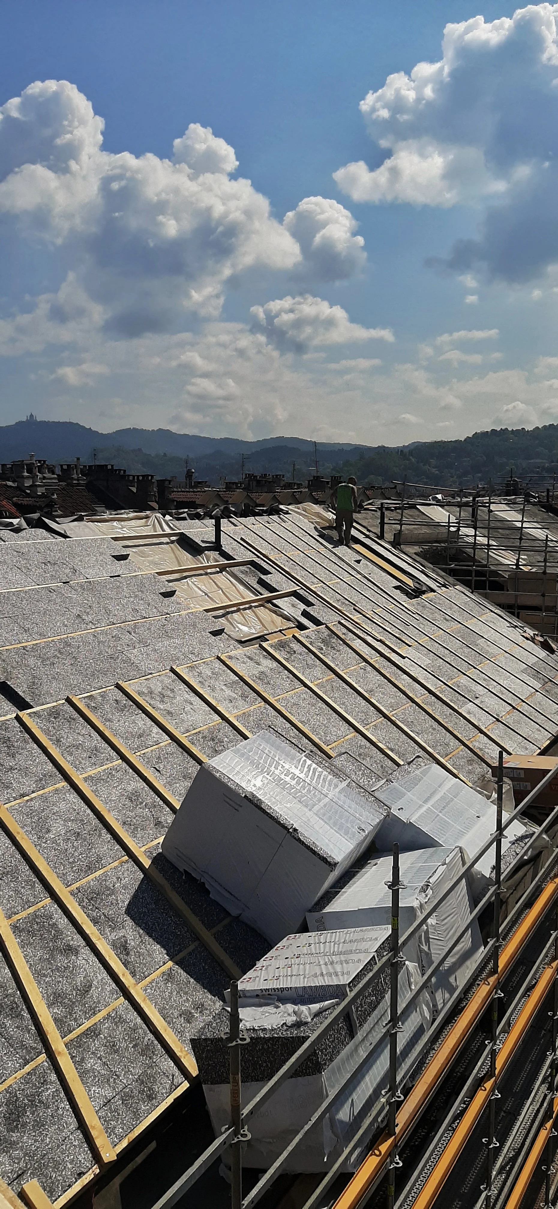 Collegio Einaudi, sezione Mole - Isolamento falda interno cortile.