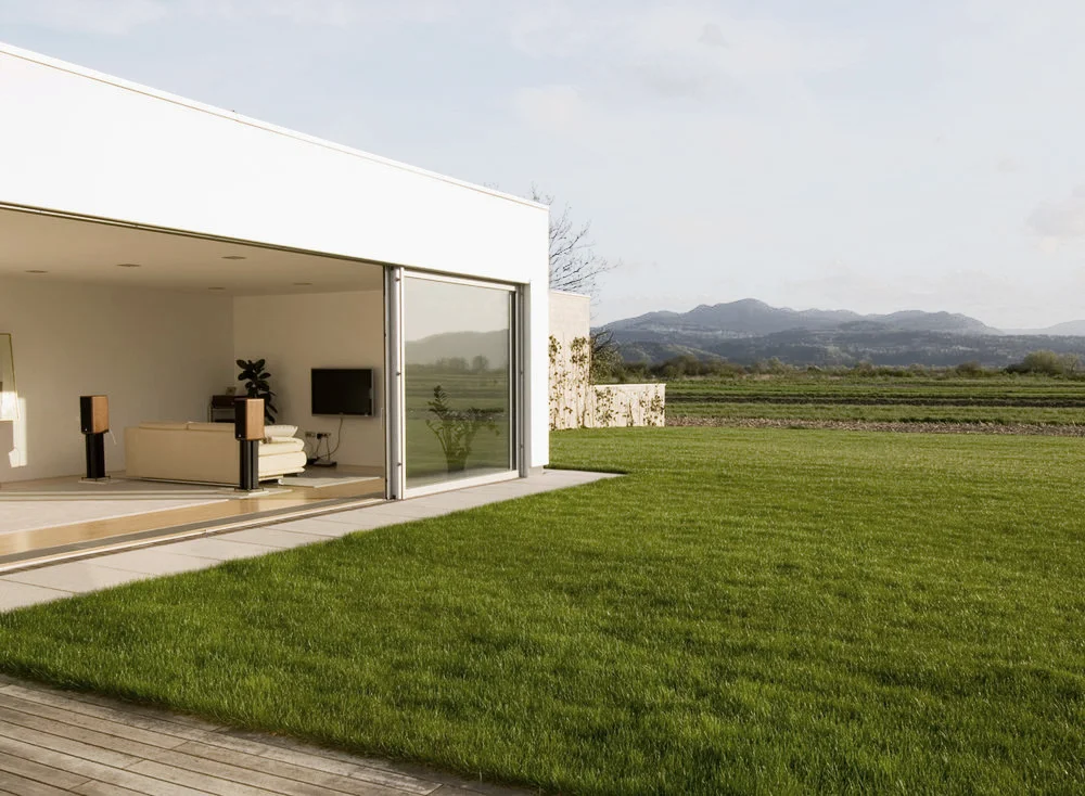 THE HOUSE BEHIND THE WALL, Lavrica (SI), Completed, 2007