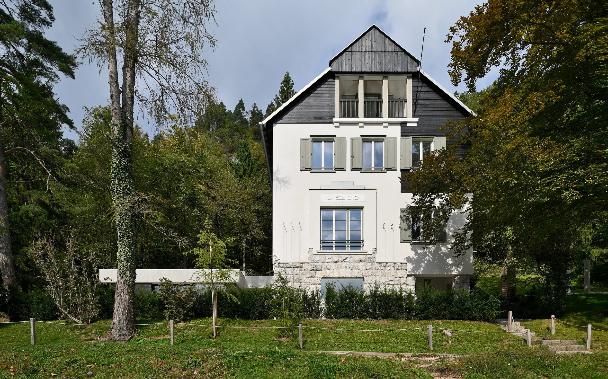 09.jpg