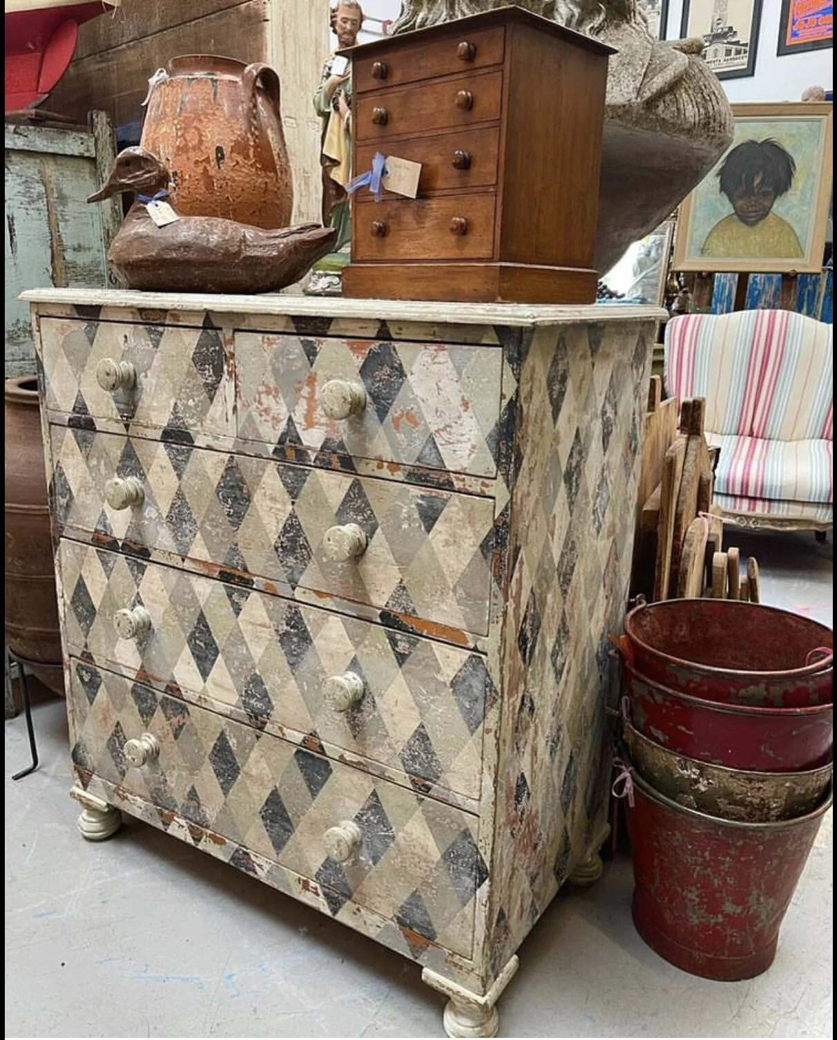 FC4E19A6-ABDA-4A17-A828-7A7C9EB544F9