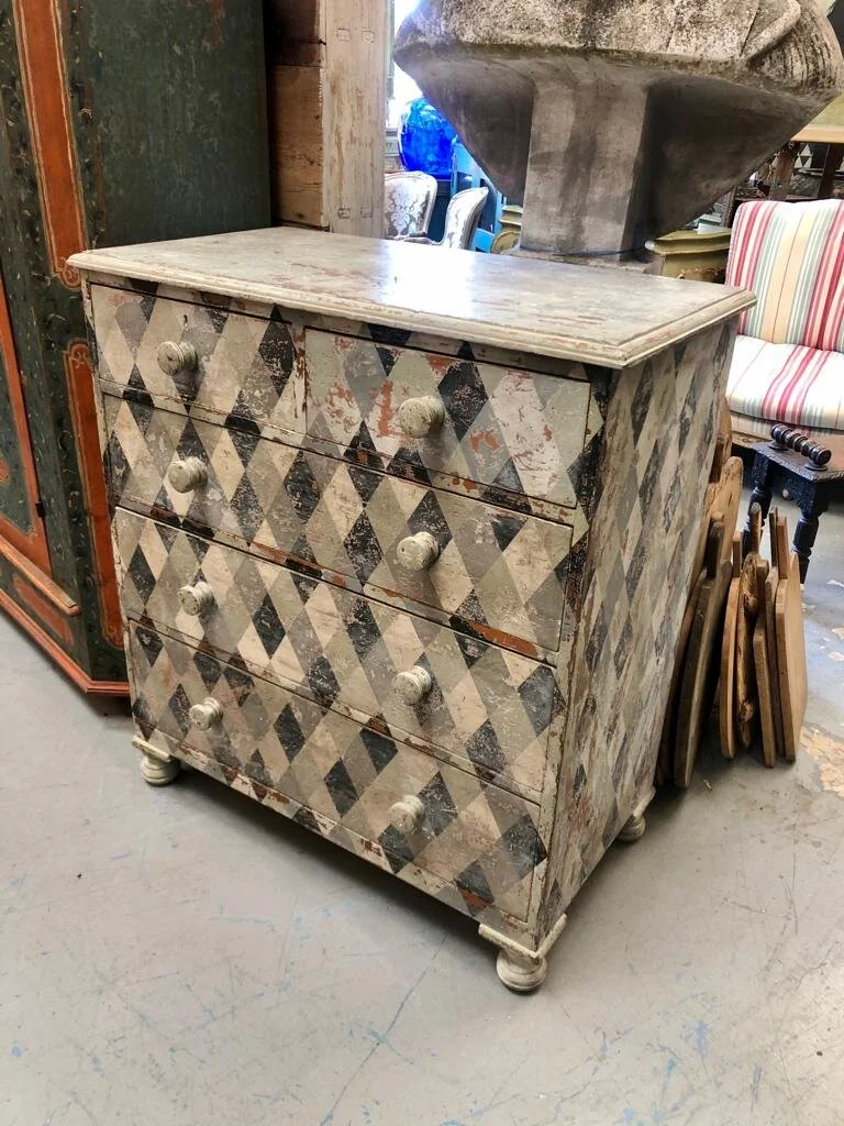 64018F80-0AEF-4939-802F-80BA487D7B2A