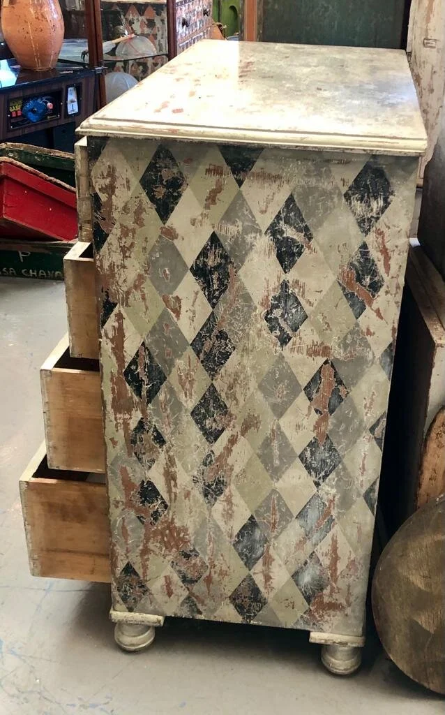 18E057D5-1A9F-4341-851D-74DDBC1082D0