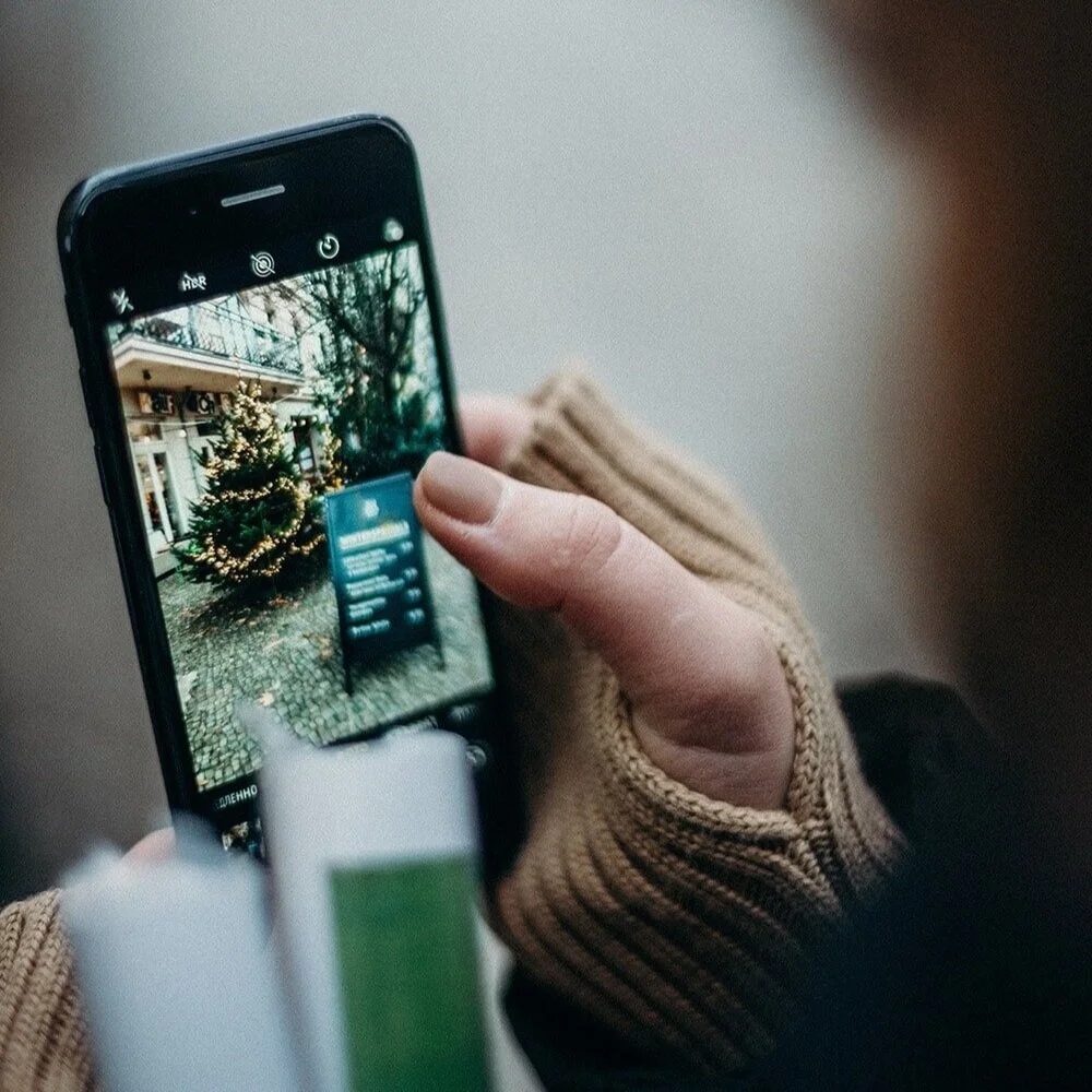 How to Cut Through Social Media Noise at Christmas