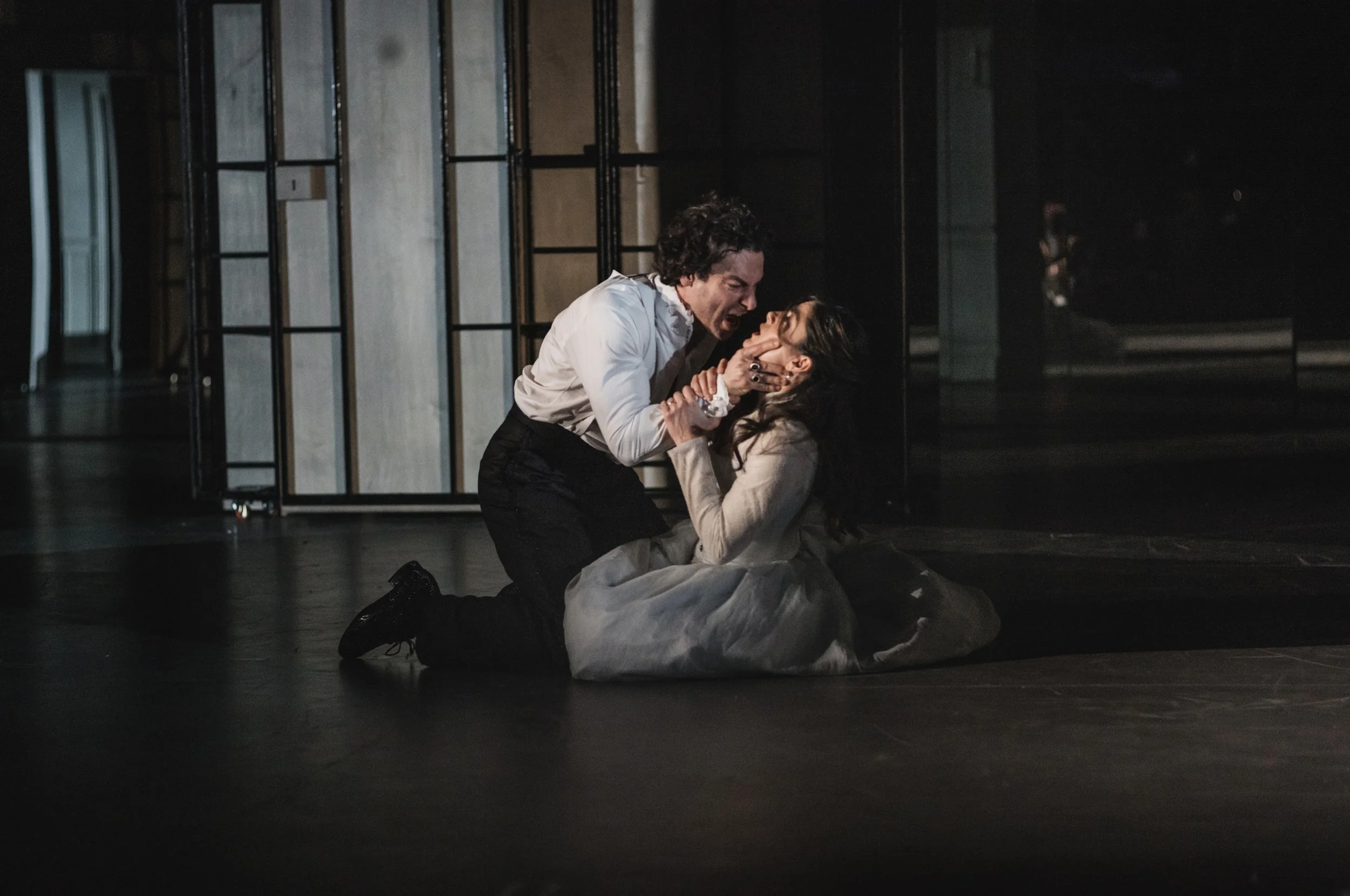 Aidan Turner (Vicomte de Valmont) and Monica Barbaro (Madame de Tourvel) in Les Liaisons Dangereuses at the National Theatre. Photographer Sarah Lee LLD13.jpeg