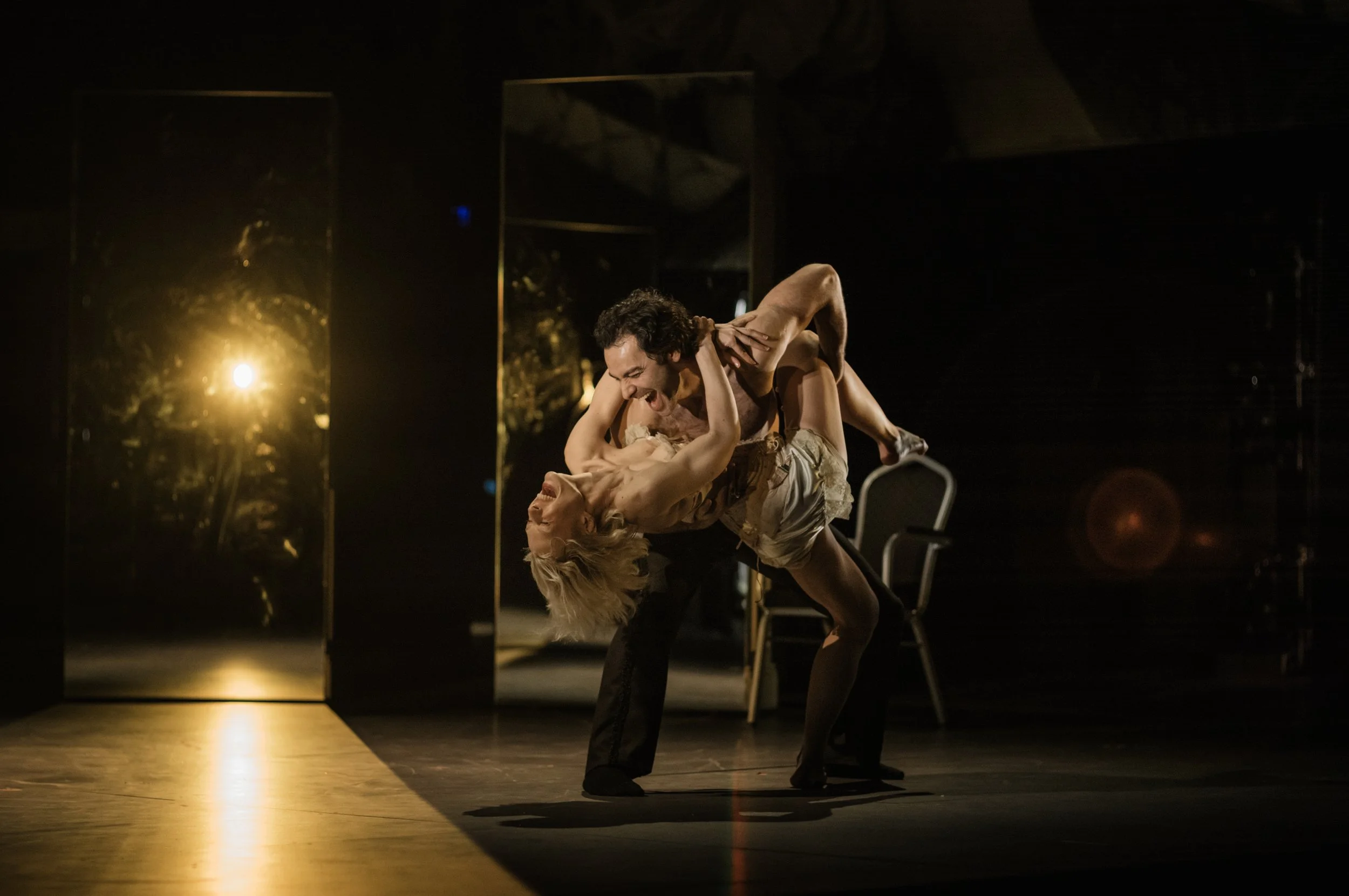 Hannah van der Westhuysen (Cécile de Volanges) and Aidan Turner (Vicomte de Valmont) in Les Liaisons Dangereuses at the National Theatre. Photographer Sarah Lee LLD08.jpeg