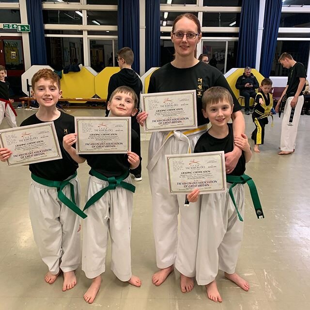 What could possibly be cooler than taking your grading with your mum? 👩&zwj;👧&zwj;👦👊🥋😎💪 #P4TKD #TEAM #MUM