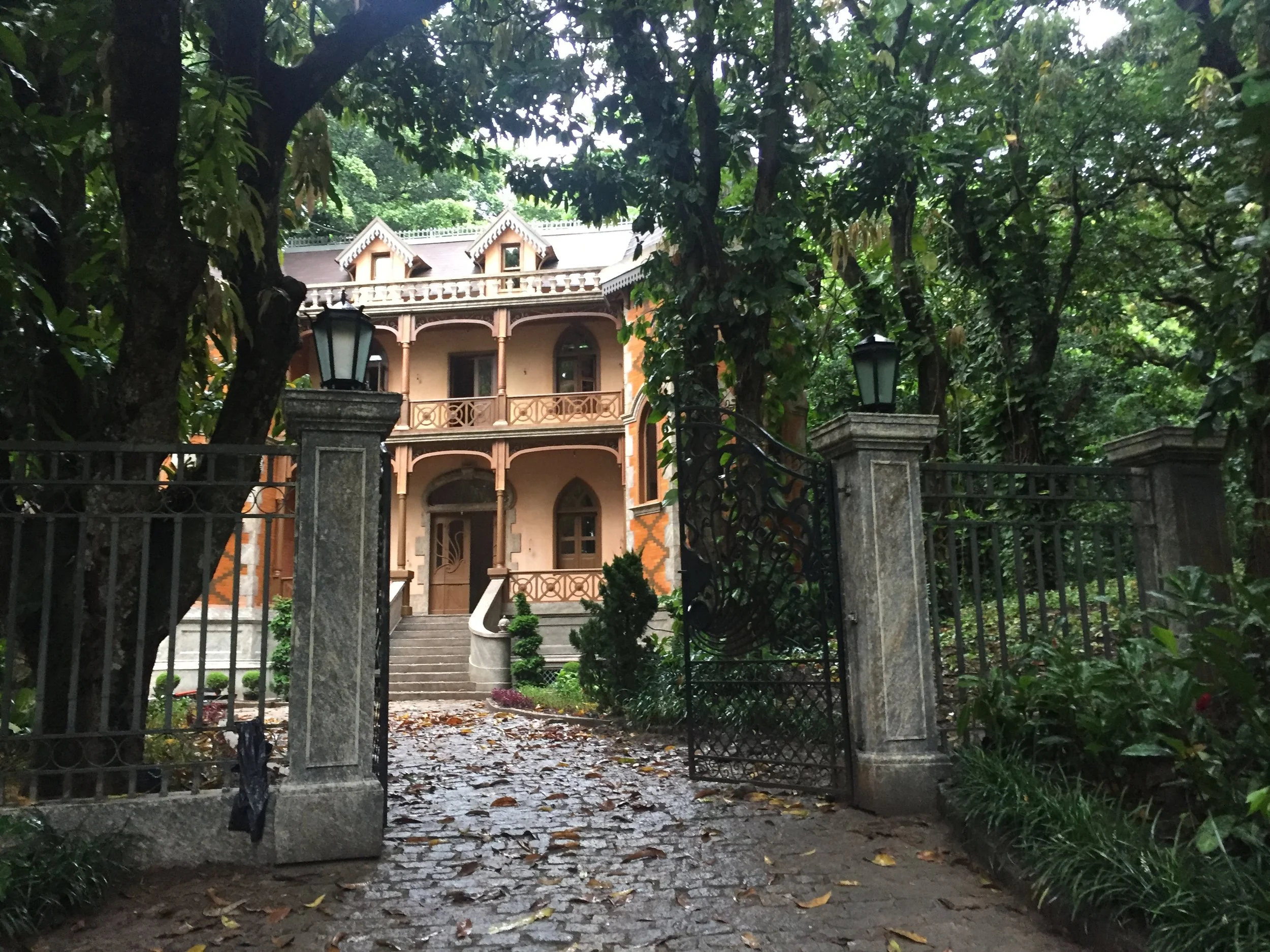 MANSÃO DO PARQUE ENTRADA.JPG