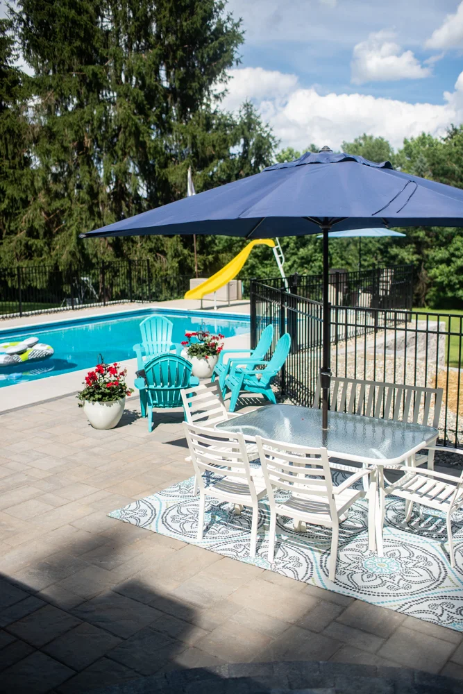 Landscaping_HiddenPool_patio_fence_wall-10.jpg