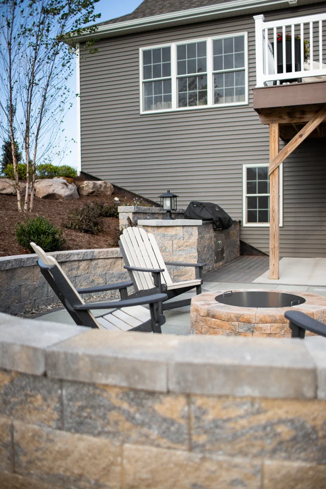 Landscaping_Newberrytown_patio_outdoor_kitchen-33.jpg