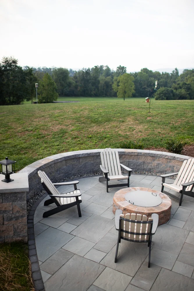 Landscaping_Newberrytown_patio_outdoor_kitchen-28.jpg
