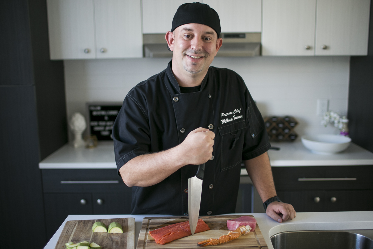 51825f6a-af0c-485c-8632-05a849224c17-Chef_Turner_3.png