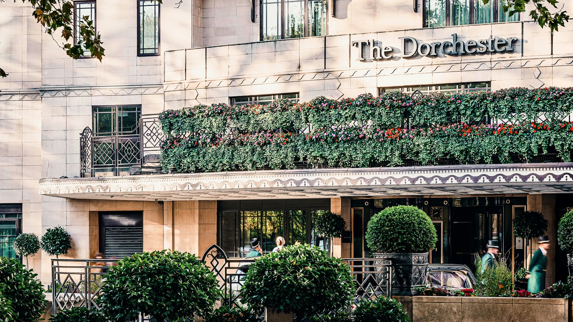  Luxury London hotels: short-notice equipment hire and servicing