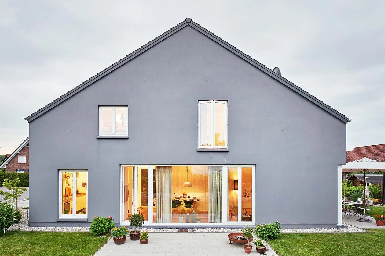 LA MAISON QUI RIT