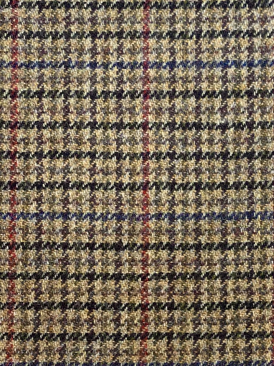 95% Lambswool 5% Cashmere; 320g