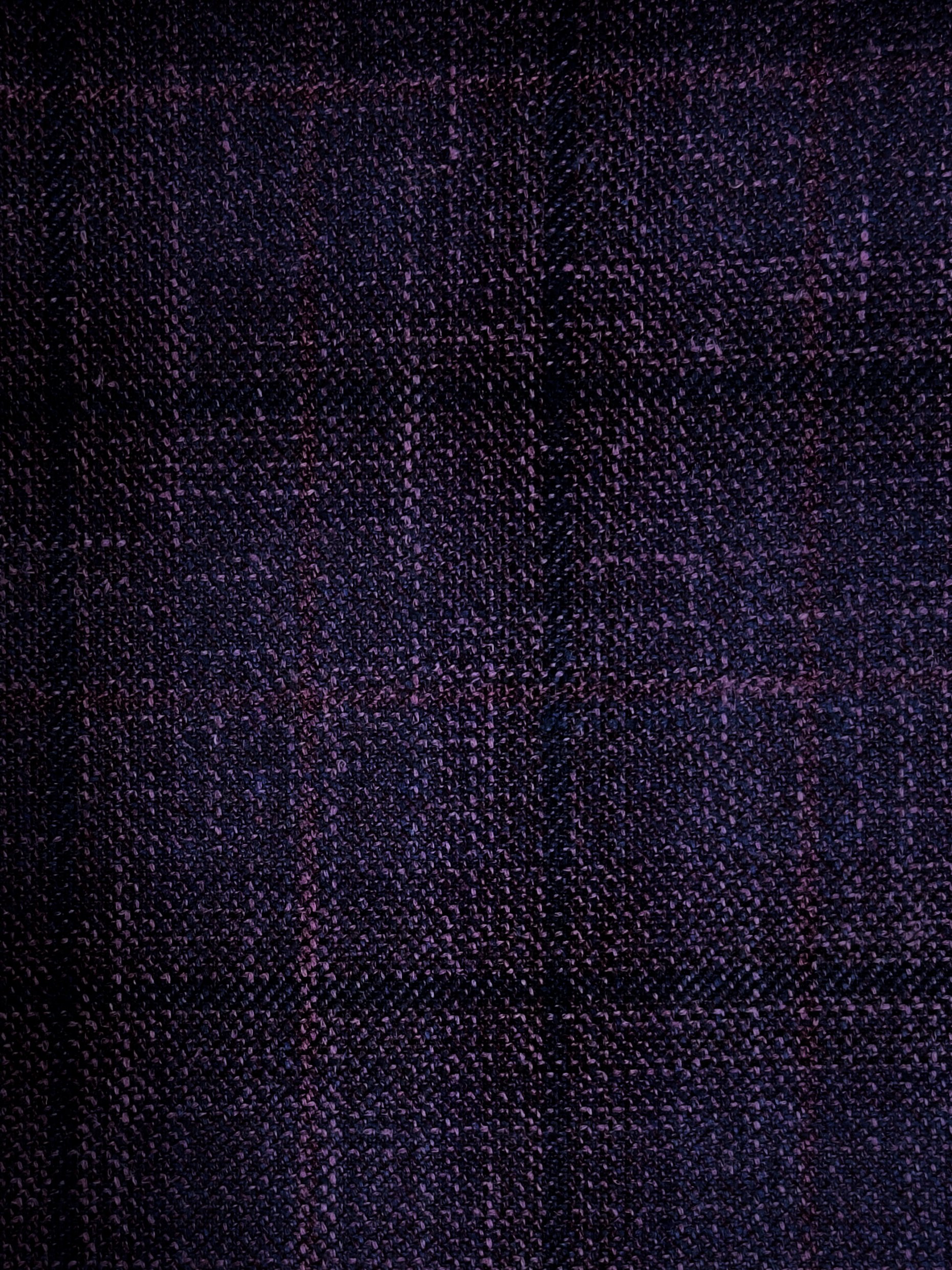 38% Wool 34% Silk 28% Linen; 250g