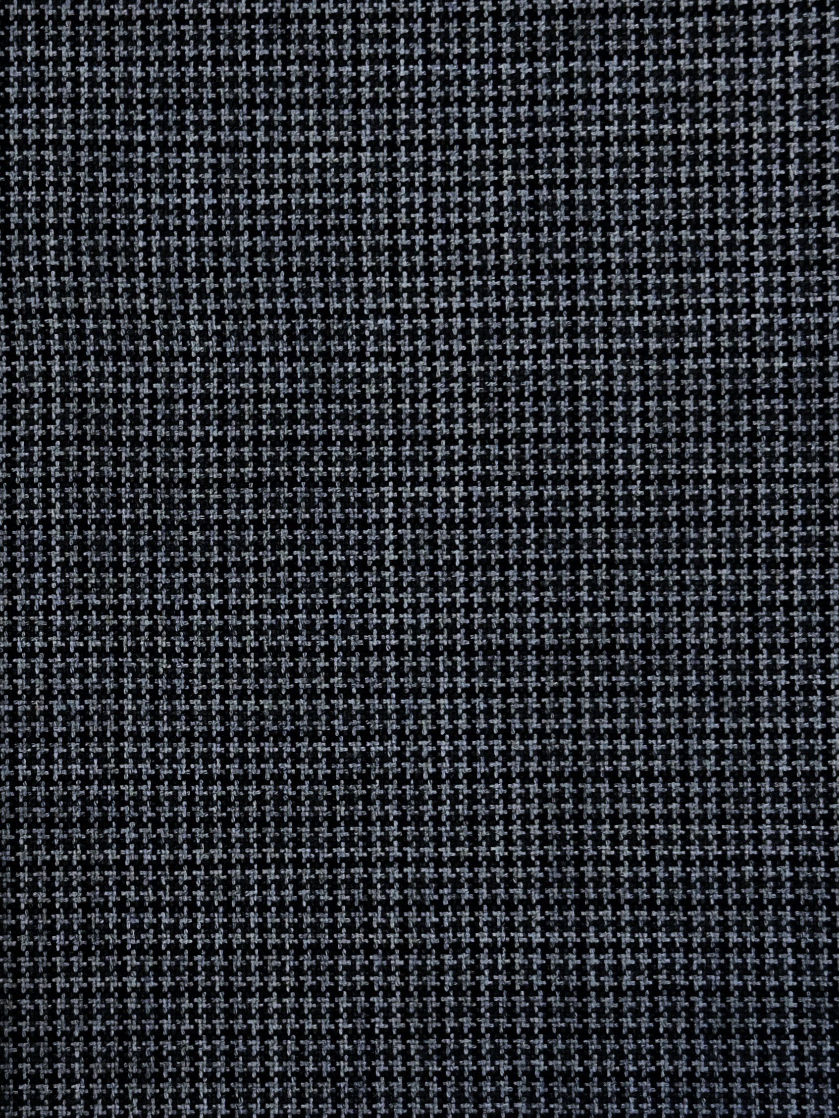 100% Wool; 280-310g