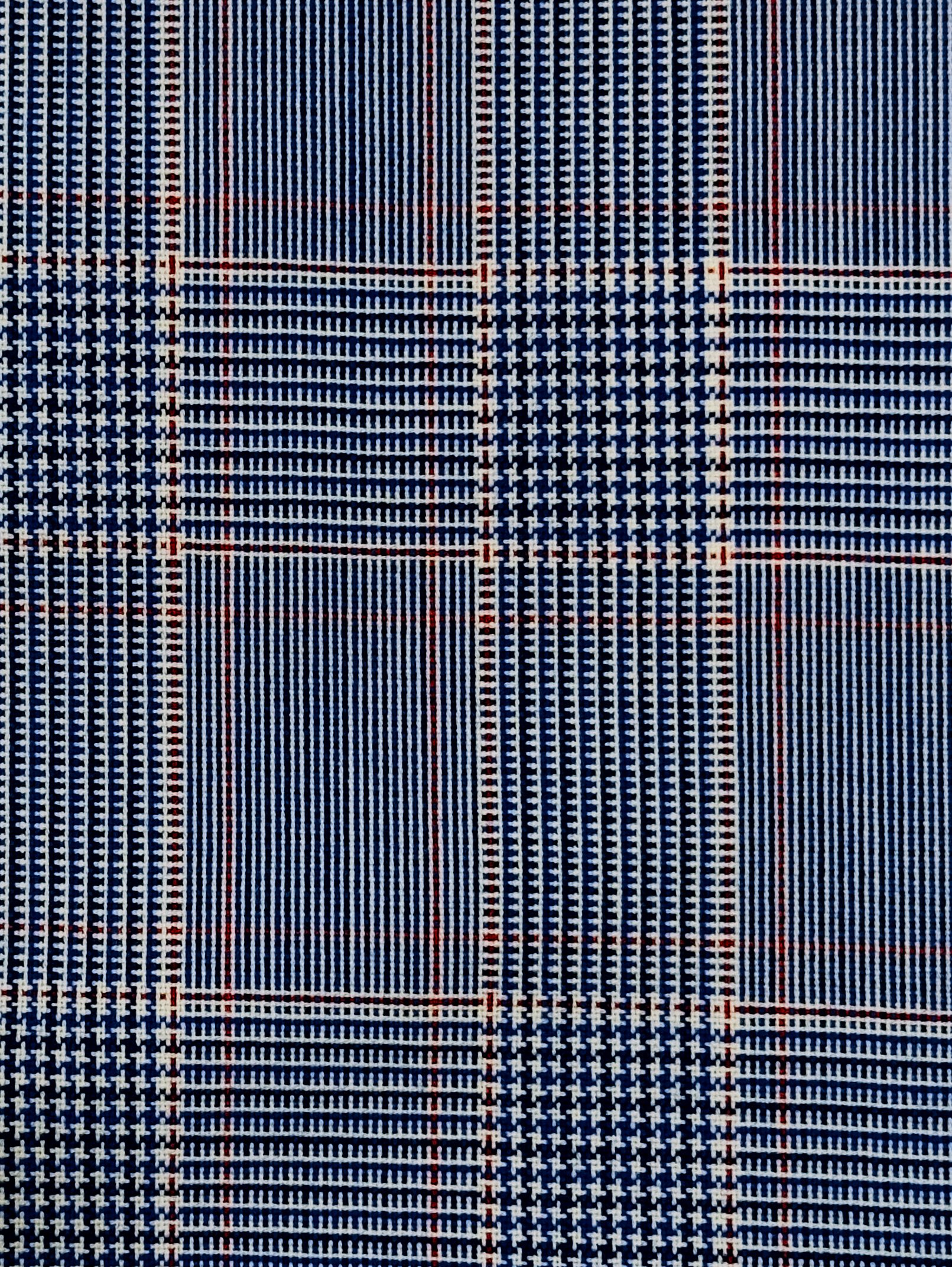 100% Wool; 280-310g