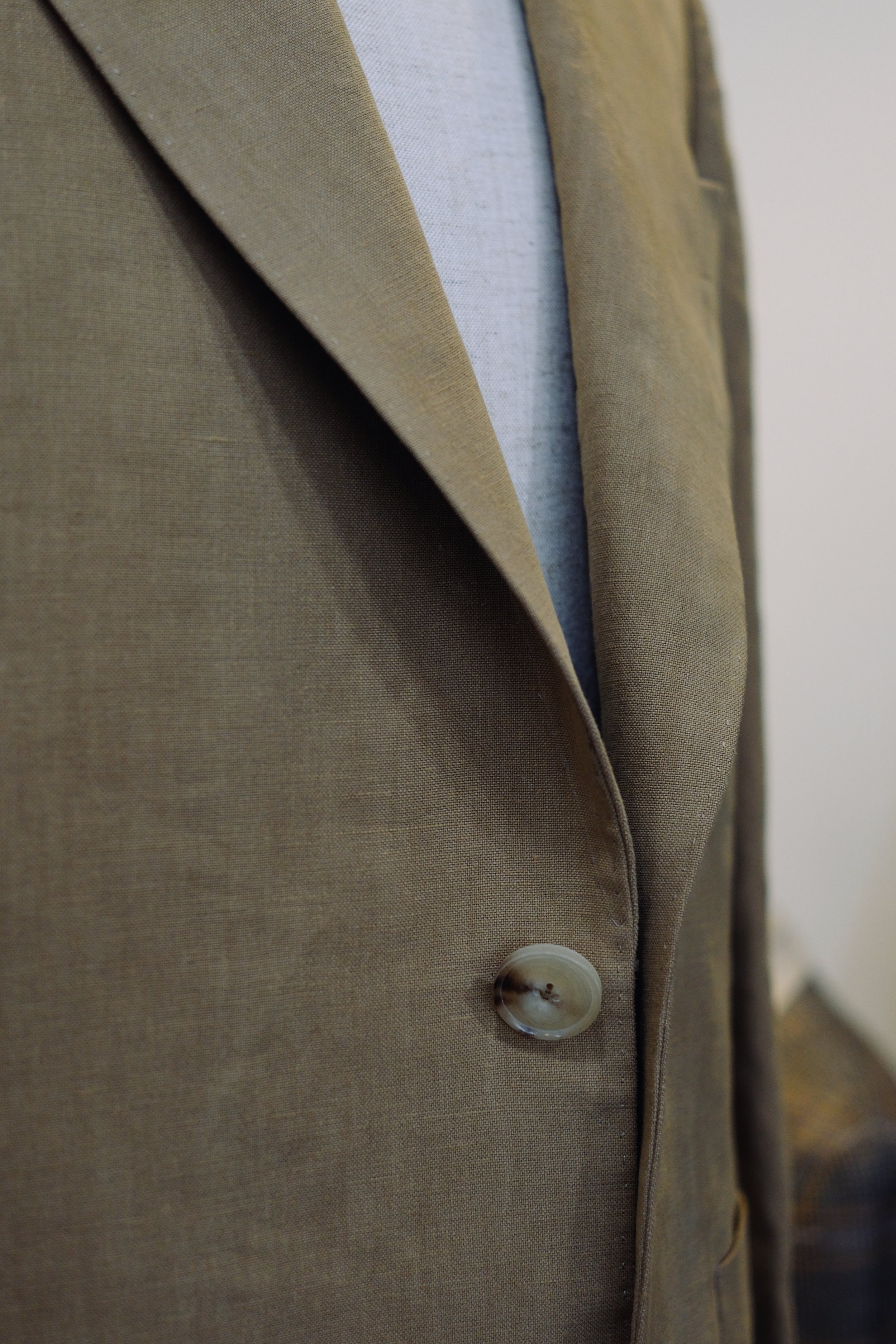 Solbiati Art Du Lin Suit Horn Button