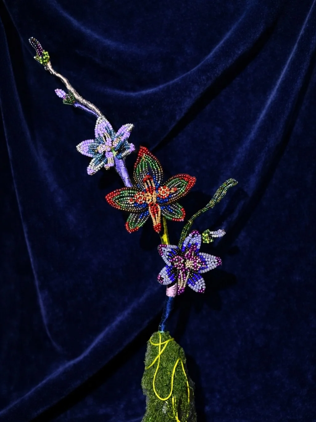Hand-beaded botanical orchid sculpture with moss base.
Honoured to present this work in Yarli Allison&rsquo;s solo exhibition Bone Whispers at Tomorrow Maybe HK. @yarliallison 

#beadingworks #orchid #art #beadedflower