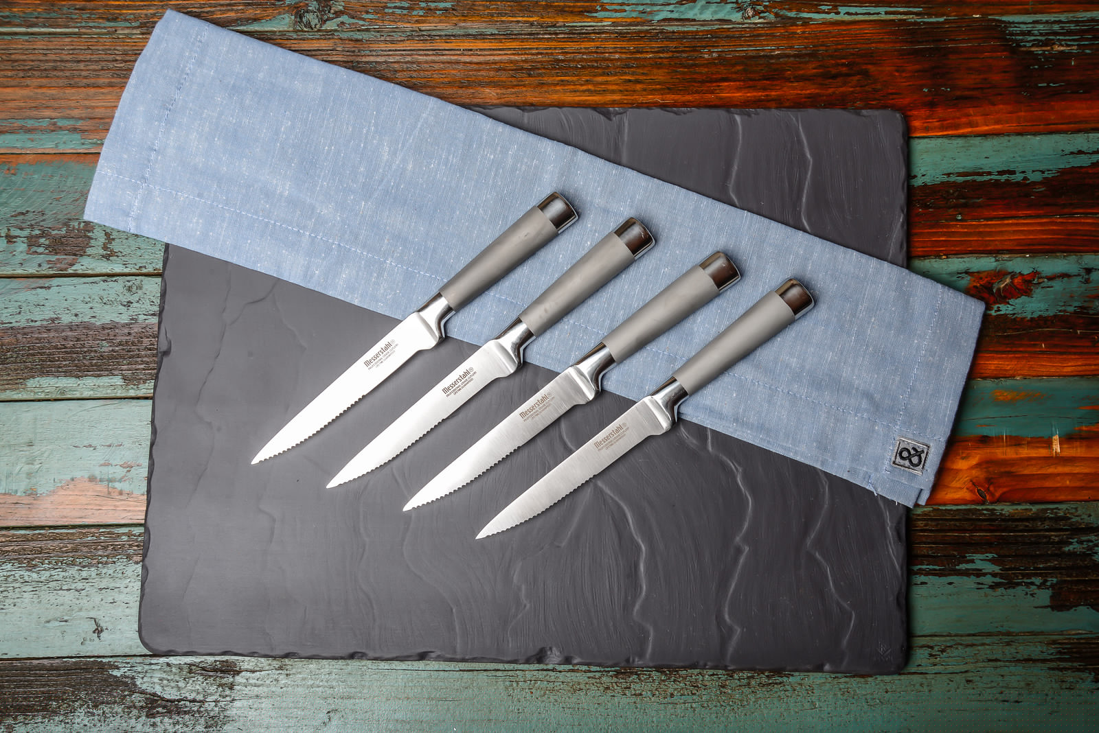 steak knives.jpg