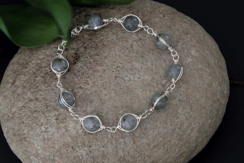 Labradorite Herringbone Weave Bracelet