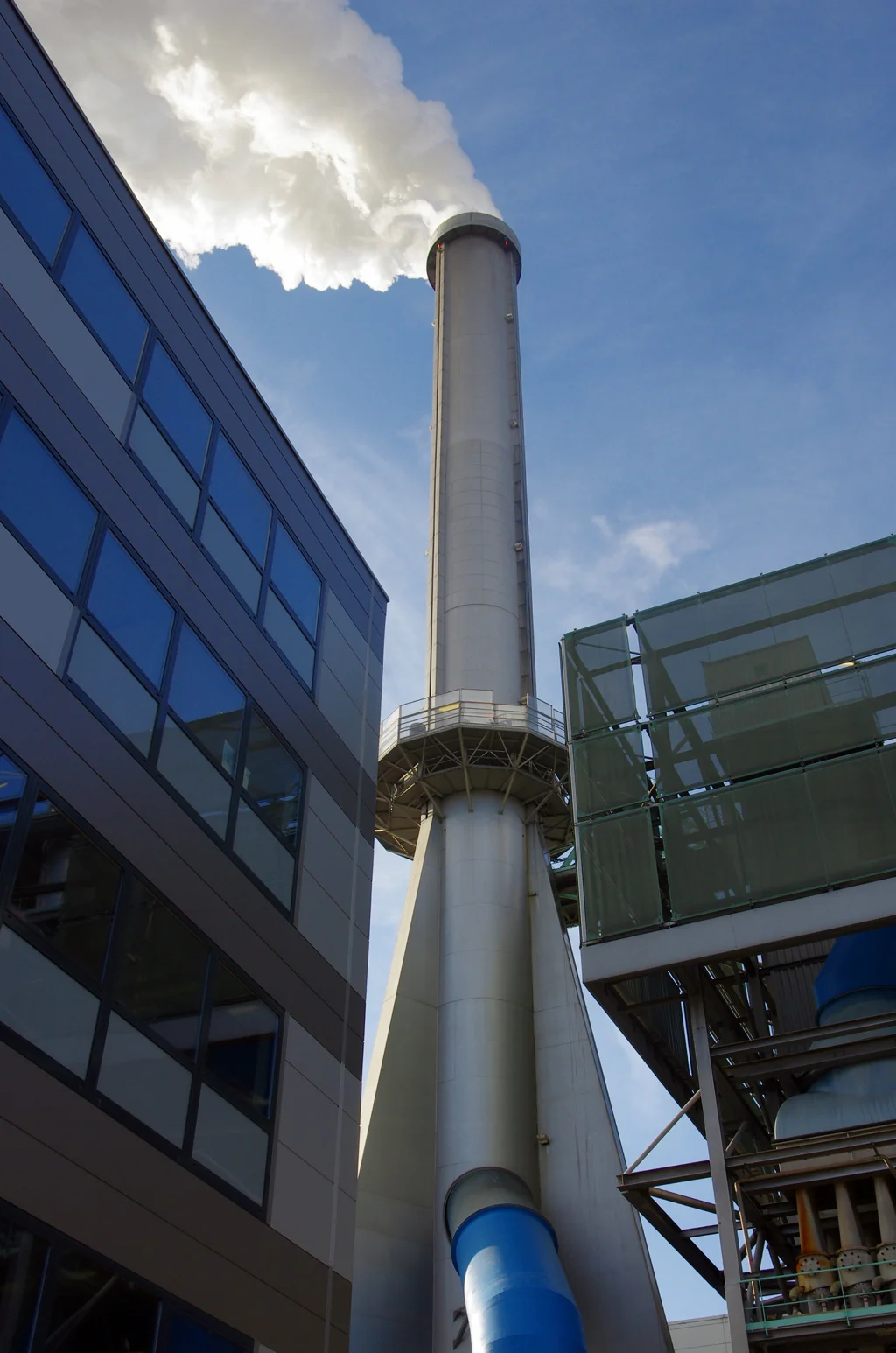 Incinerating waste, is this the best we can come up with? — Plastic