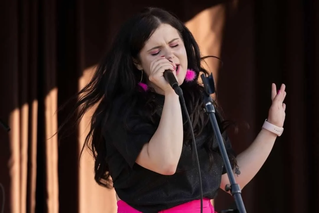 Music Mondays with Shelby Lentz