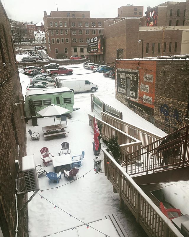 Woke up this morning to a #winter wonderland. What else can you really say but &ldquo;Bring it on?&rdquo; Anyway, that&rsquo;s how we feel. See you on the slopes/trails/lakes! #duluthlikealocal #gooutside #tistheseason #hostel #hostellife #duluthlove